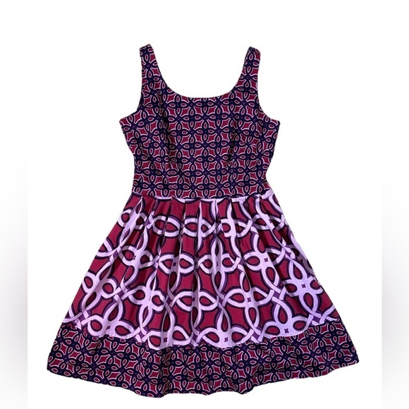 Taylor Geometric Fit and Flare Purple Lavender Sleeveless Cotton Blend Size 10 - Picture 1 of 9